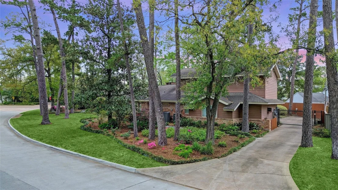 Photo of 309 Westminster Drive