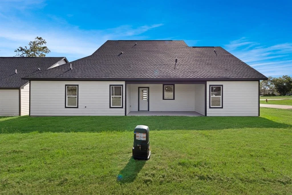 Photo of 409 Echo Lane