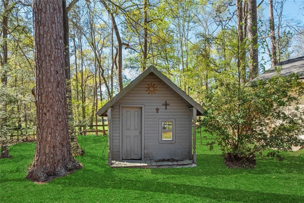 Photo of 23202 Rosewood Trail