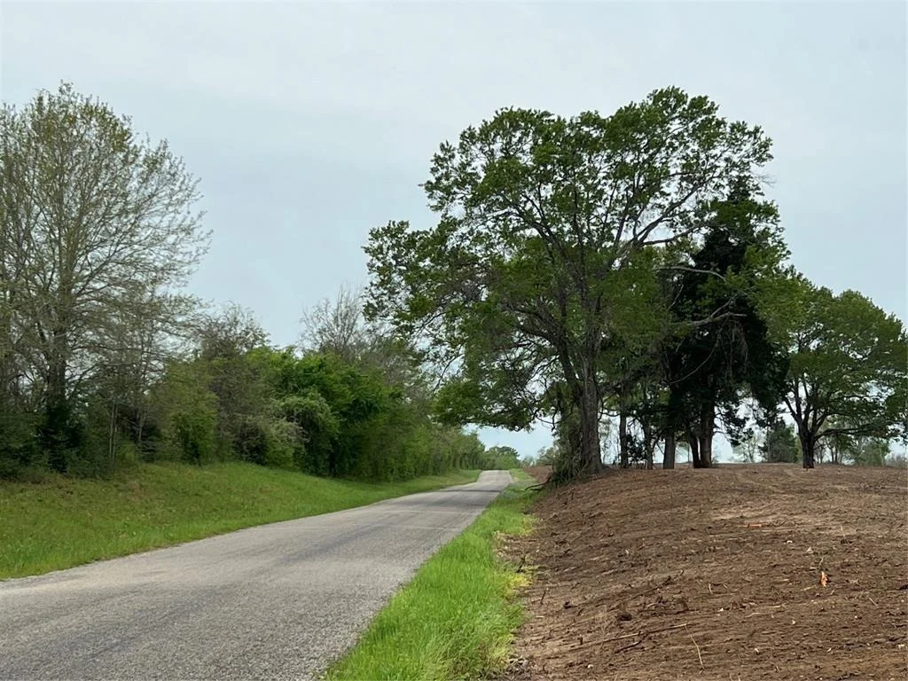 Photo of Lot #2 Tx-105