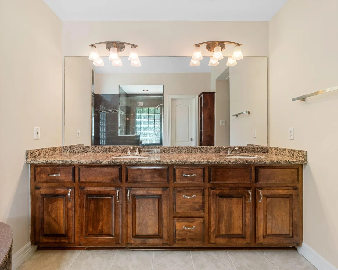 Photo of 10514 Crestwater Circle