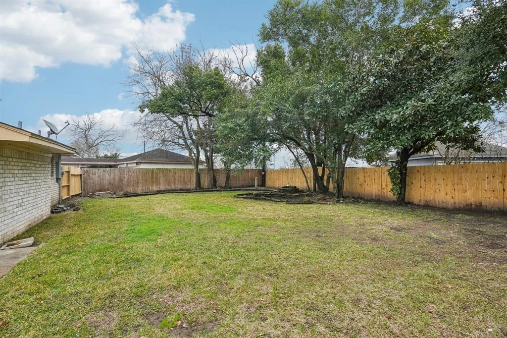 Photo of 12502 Wrenthorpe Drive