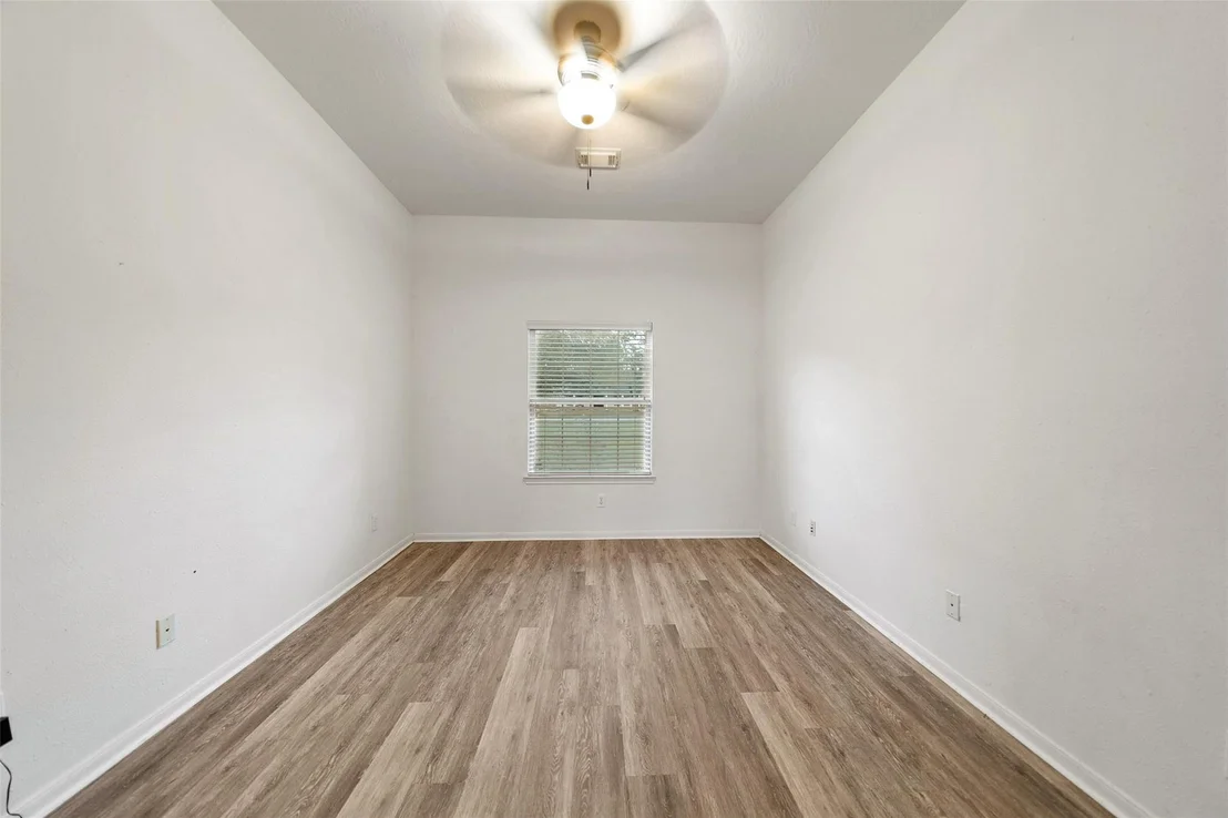 Photo of 118 Pin Oak Lane