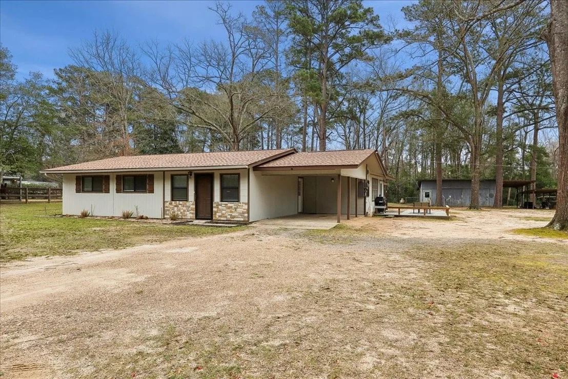 Photo of 262 County Road 165