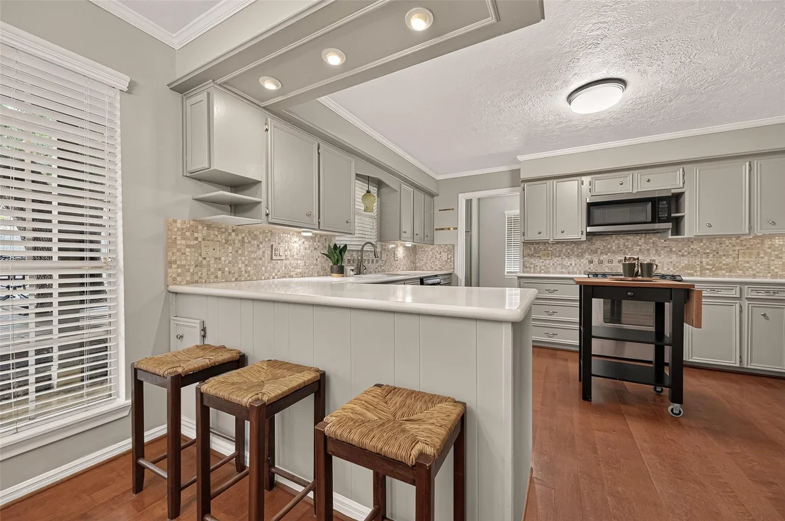 Photo of 8007 Vickridge Lane