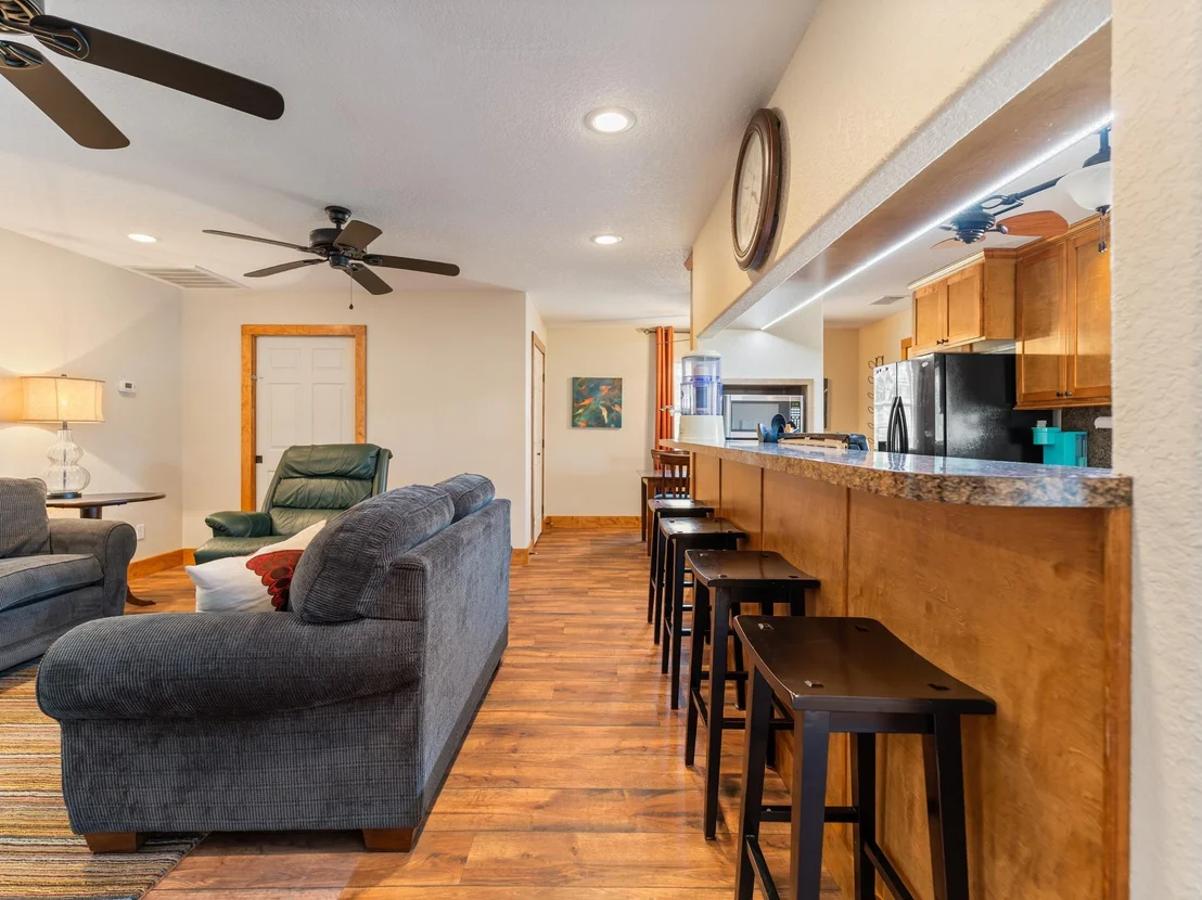 Photo of 1225 Private Road 652
