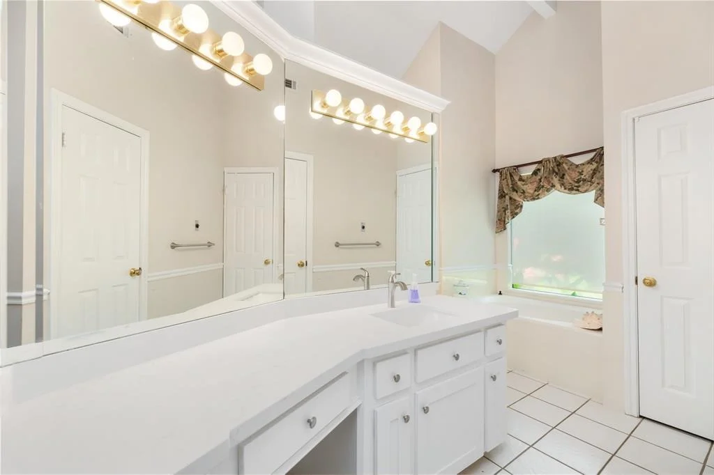 Photo of 12915 Lake Mist Drive