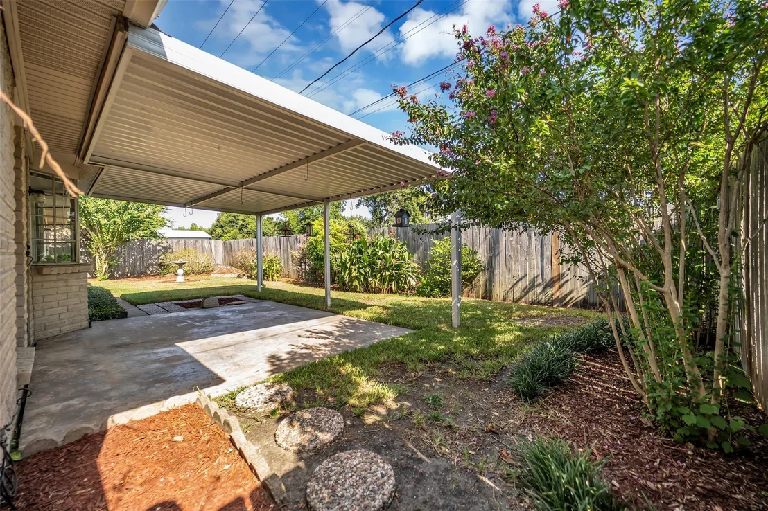 Photo of 9106 Willow Meadow Drive
