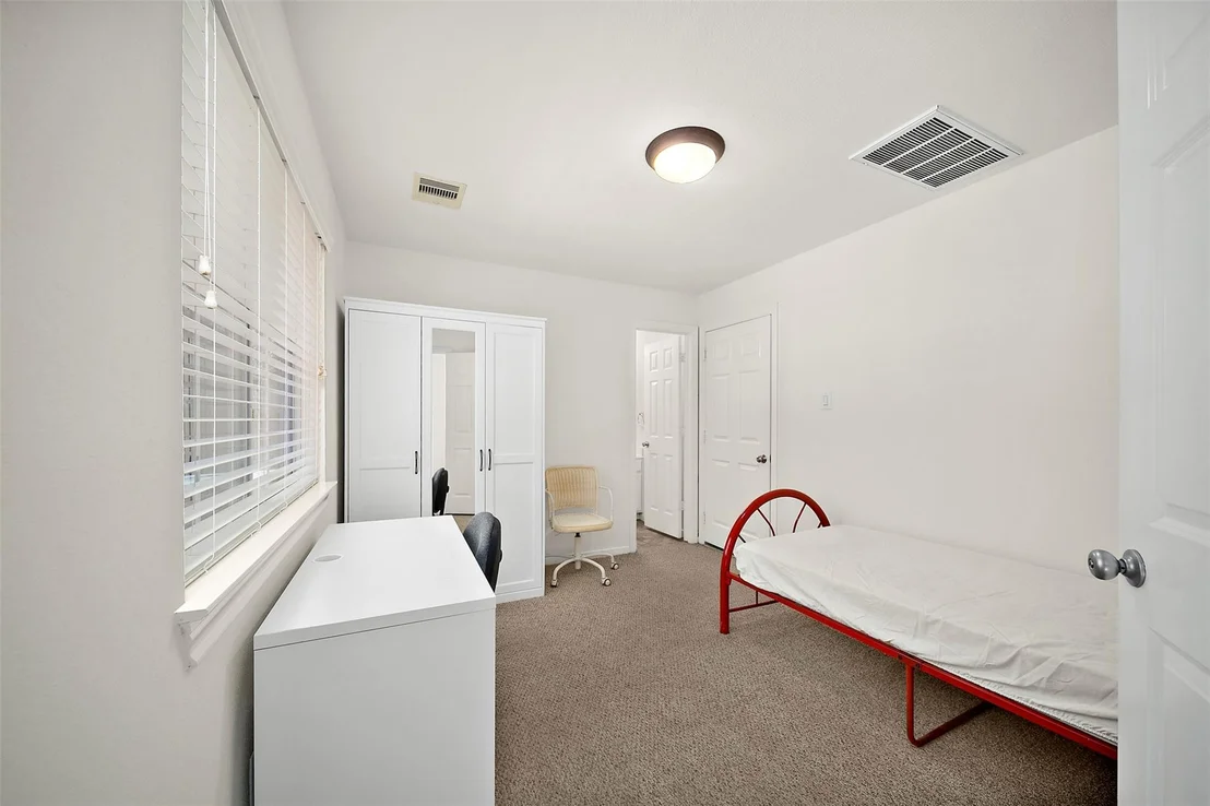 Photo of 3113 Clearview Circle