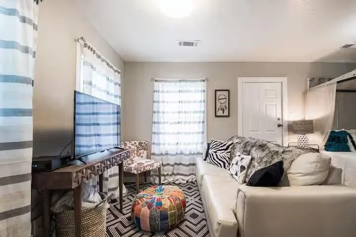 Photo of 1017 Milner