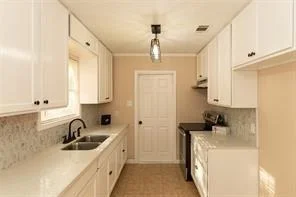 Photo of 9325 Bamboo Lane