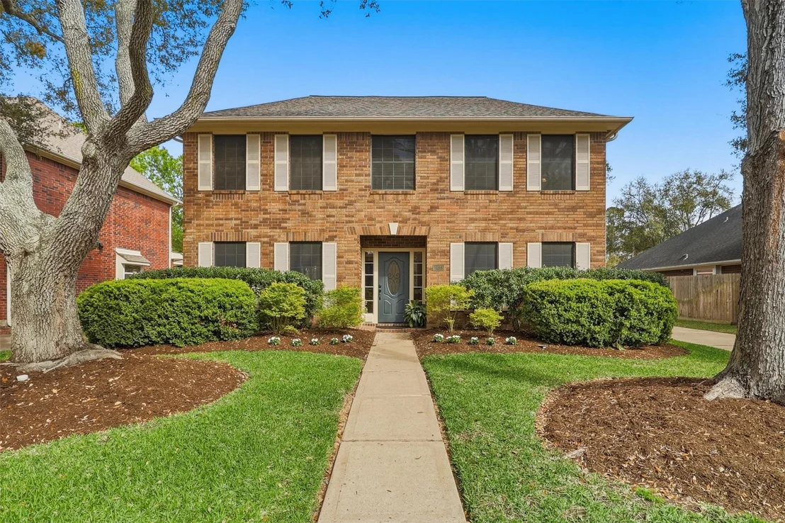 Photo of 2023 Garden Terrace Drive