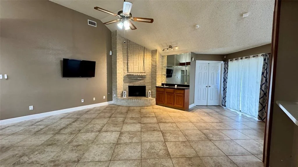 Photo of 2406 Shady Bayou Lane
