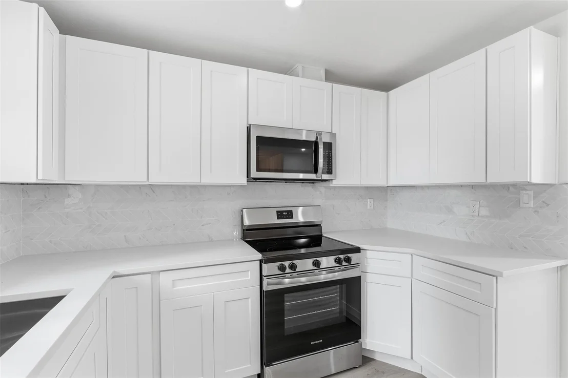 Photo of 3017 Cedarcrest Drive