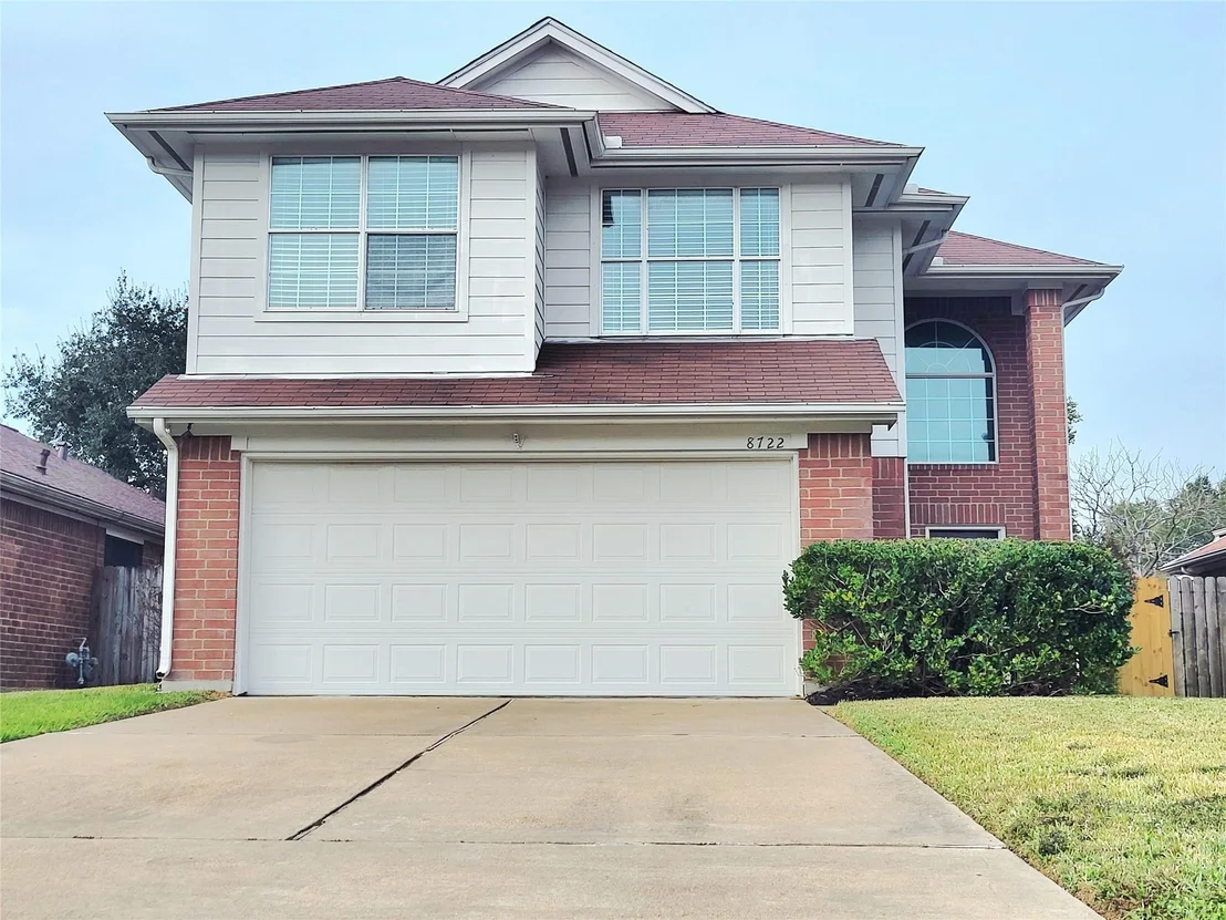 Photo of 8722 Ashlawn Drive