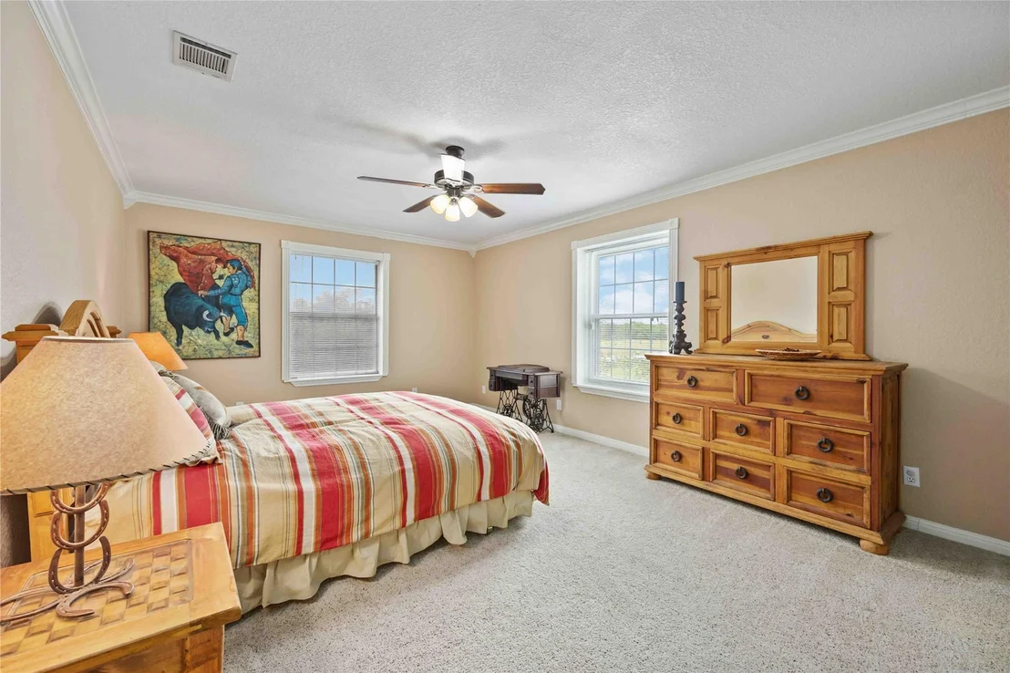 Photo of 1290 County Road 145