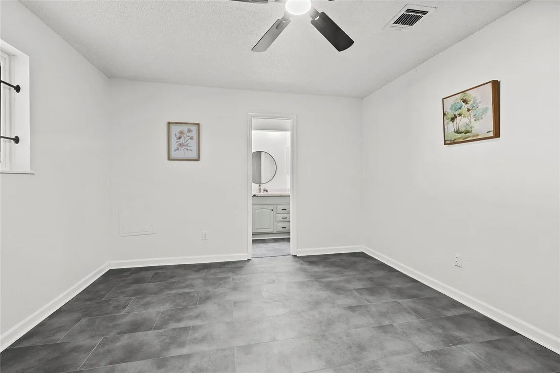 Photo of 10027 Valley Sun Drive