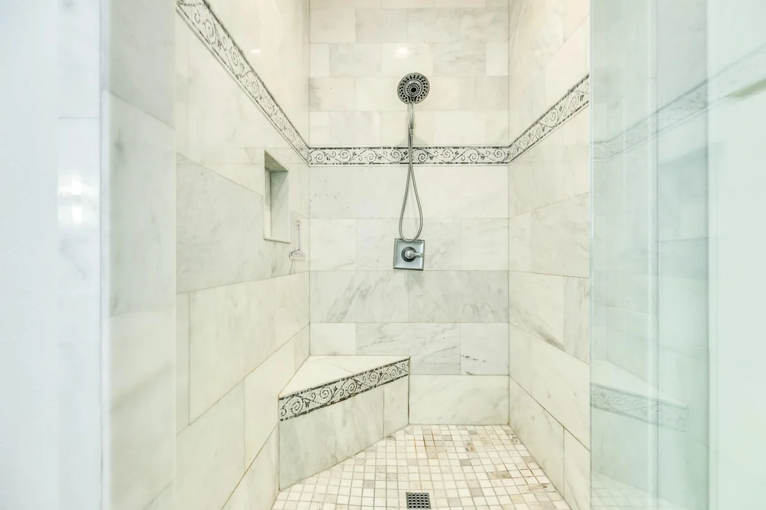 Photo of 998 Austin Drive