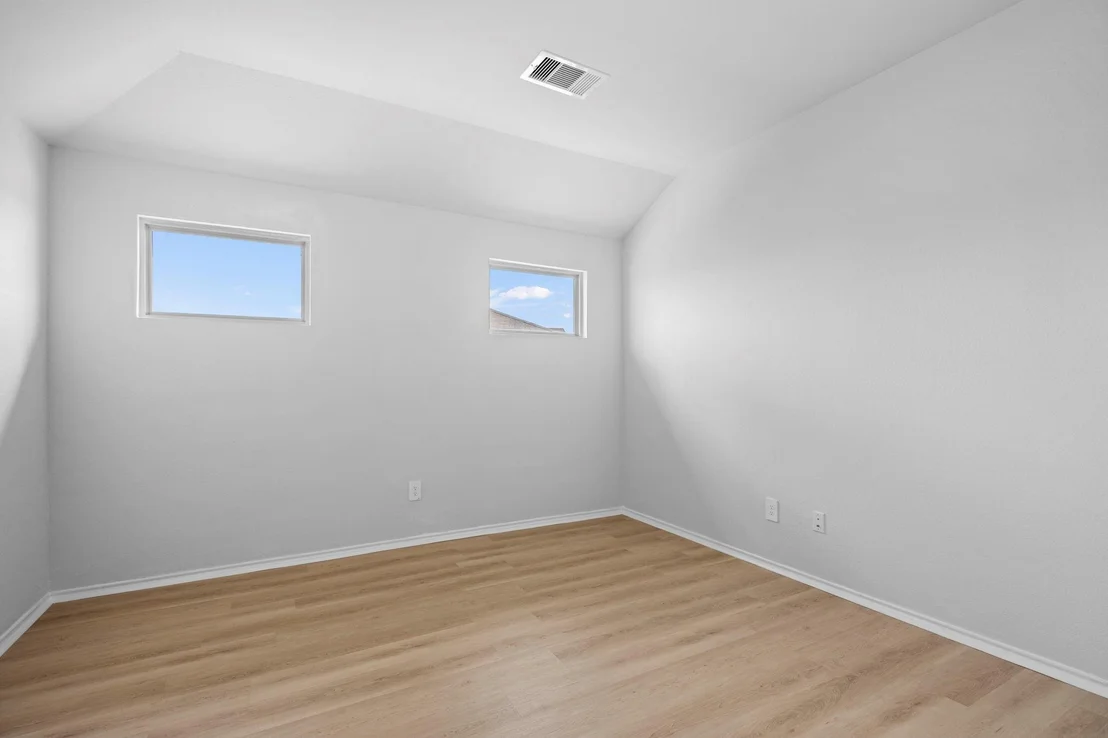 Photo of 5143 Hedgerose Lane
