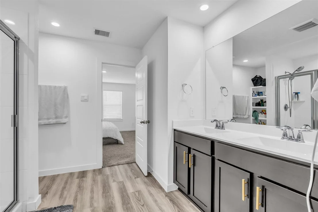 Photo of 3227 Creston Gate Drive