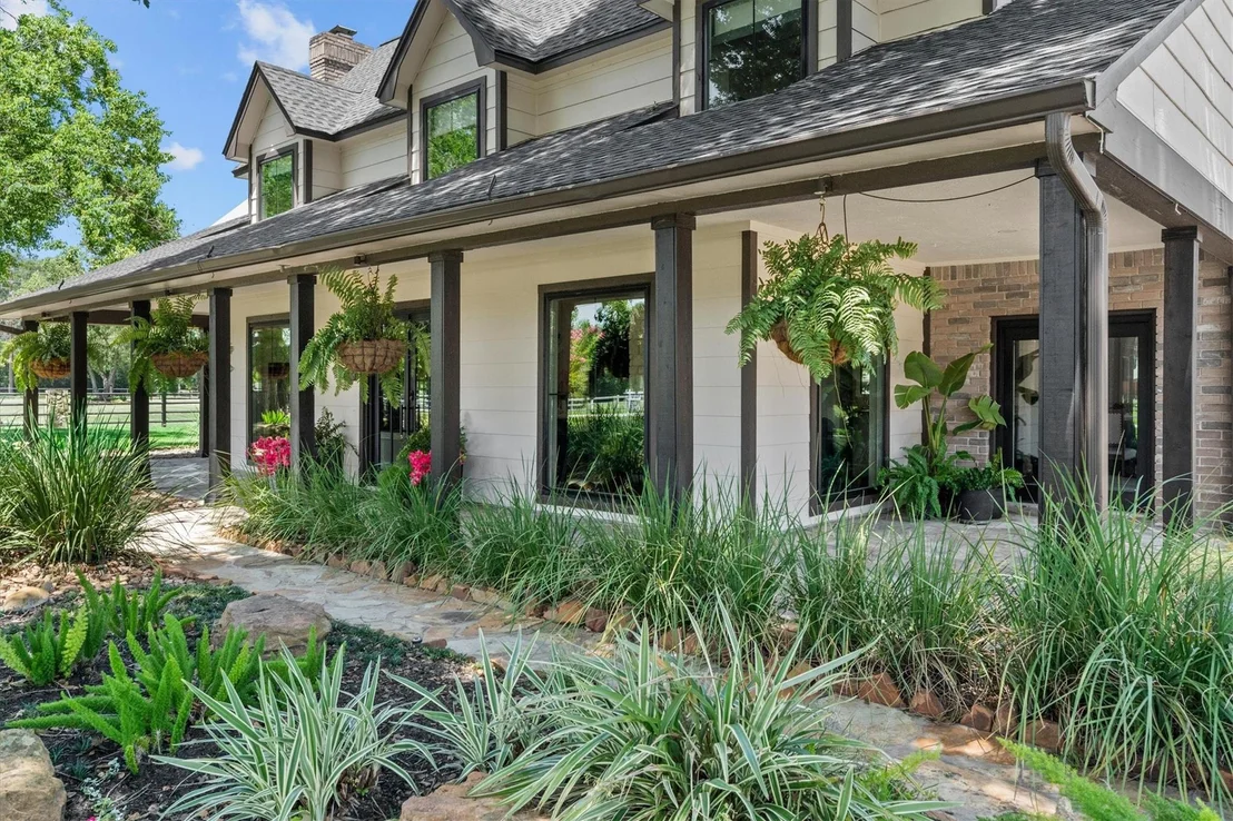 Photo of 18003 Kitzman Road