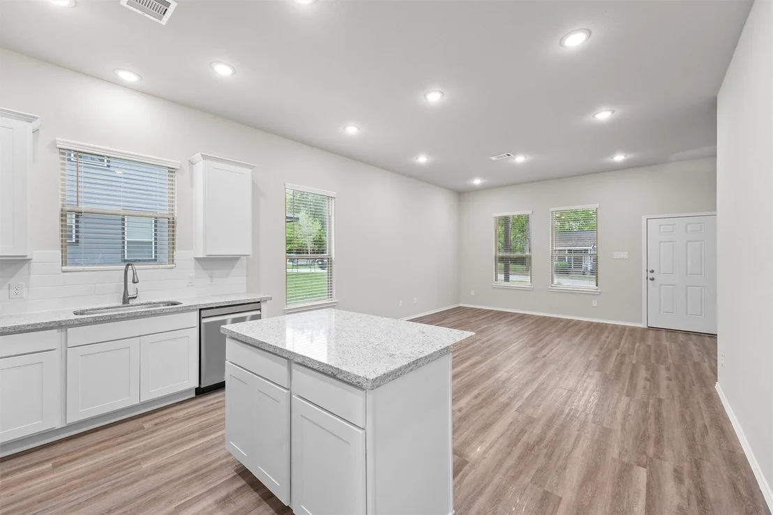 Photo of 705 Little River Drive