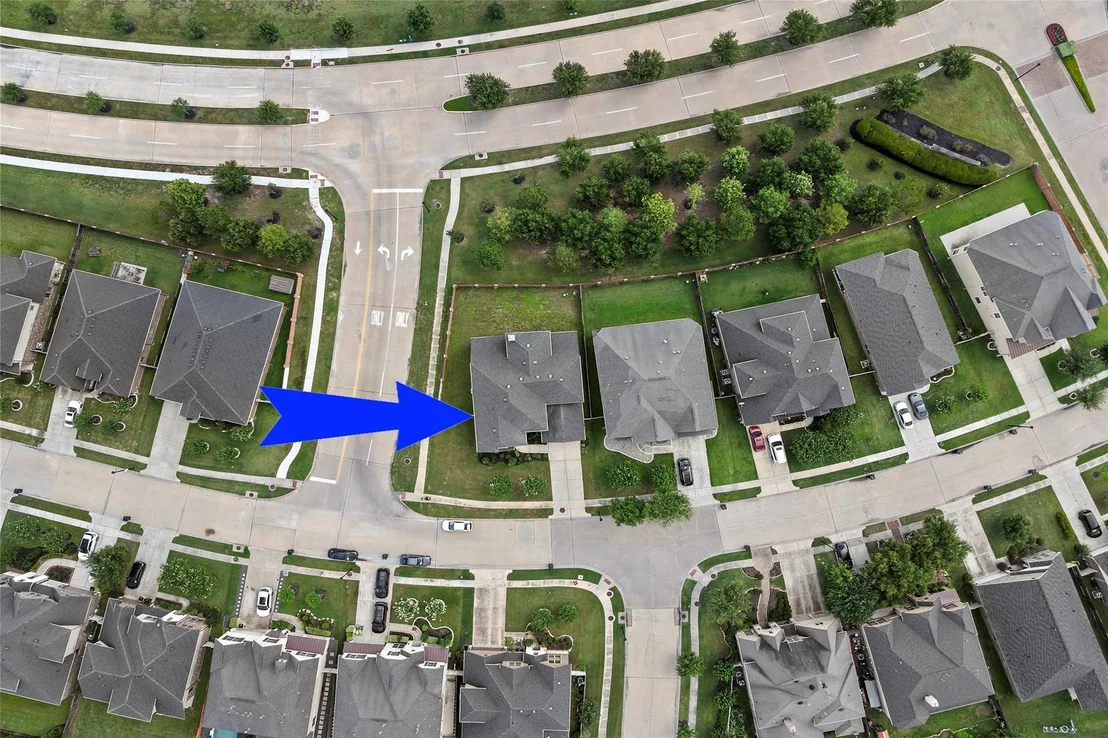 Photo of 5839 Metaphor Way