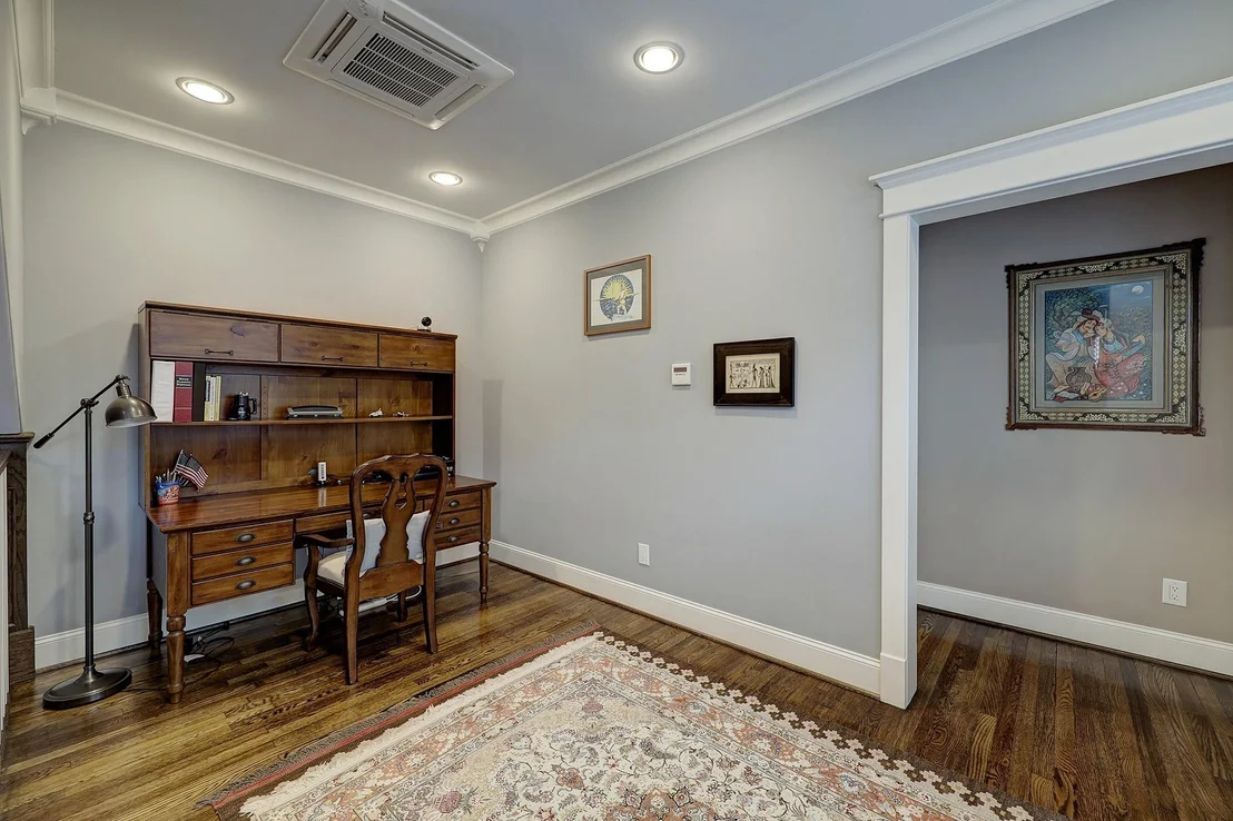 Photo of 449 W 23rd Street