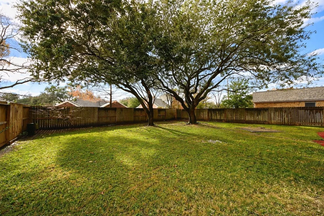 Photo of 1406 Lamplight Trail Drive