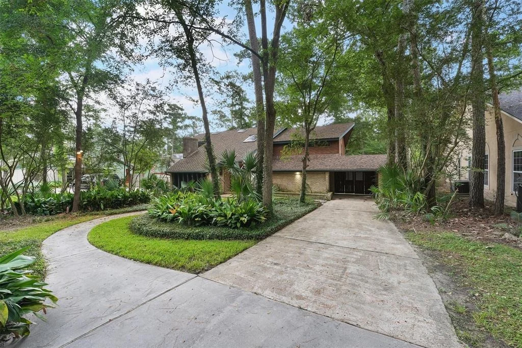 Photo of 6135 Northway Drive
