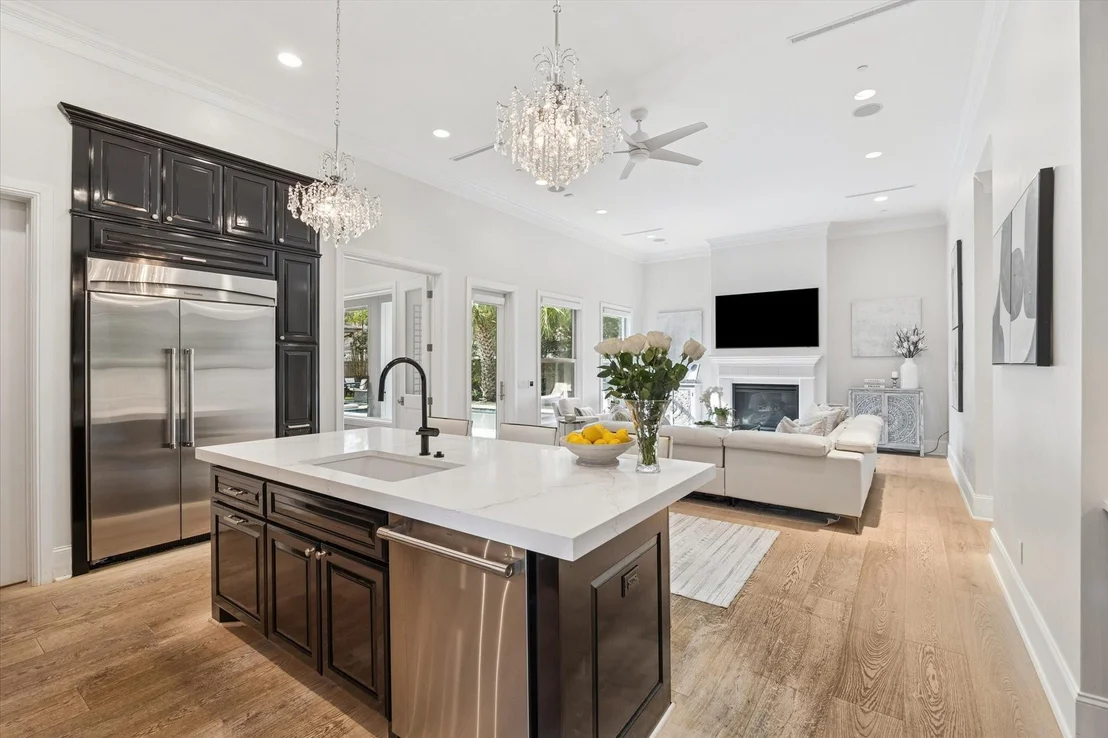 Photo of 711 Timber Hill Drive