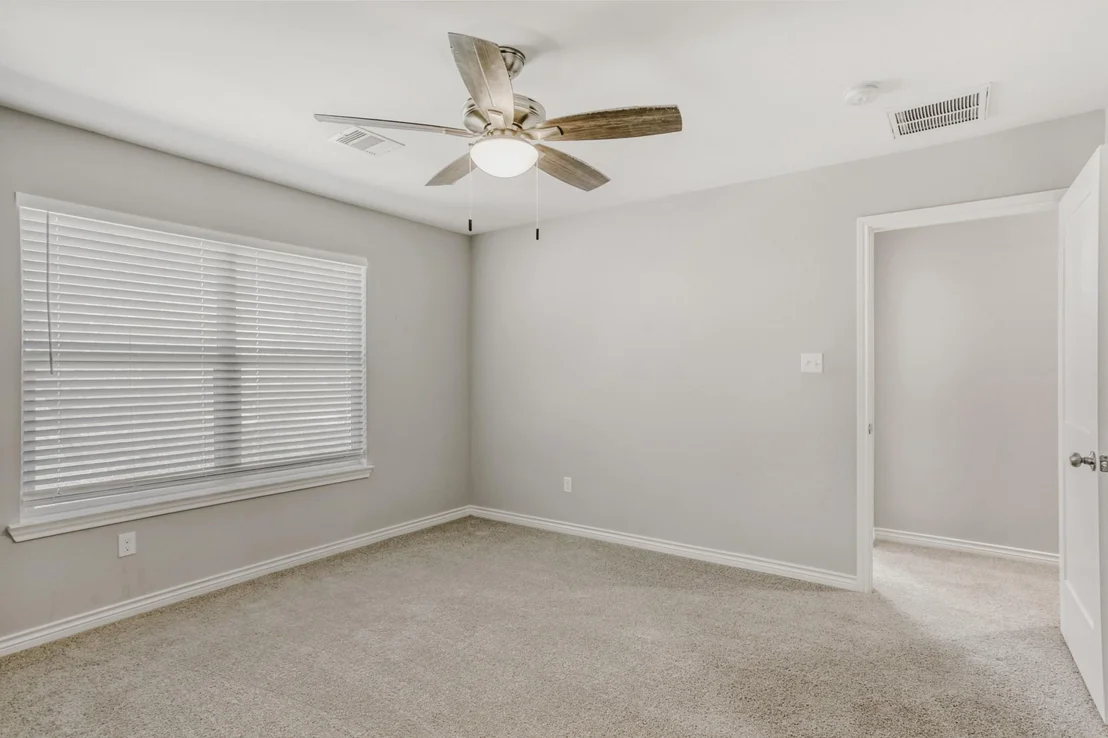 Photo of 28943 Enchanted Drive