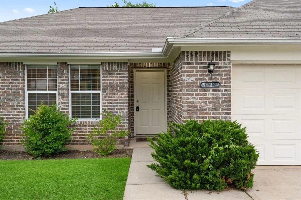 Photo of 12502 Hackberry Drive