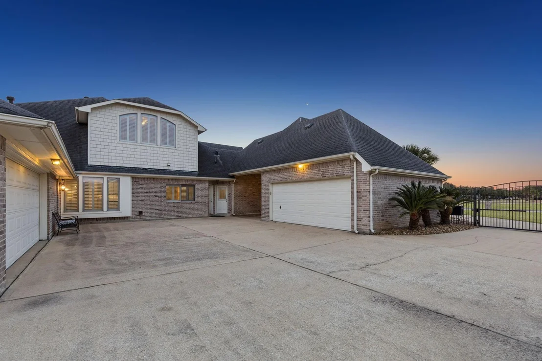 Photo of 2202 Britton Ridge Drive