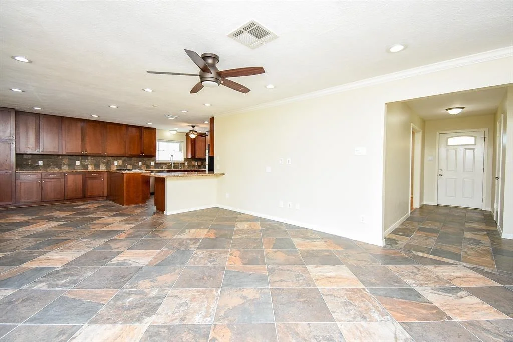 Photo of 5419 Willowbend Boulevard