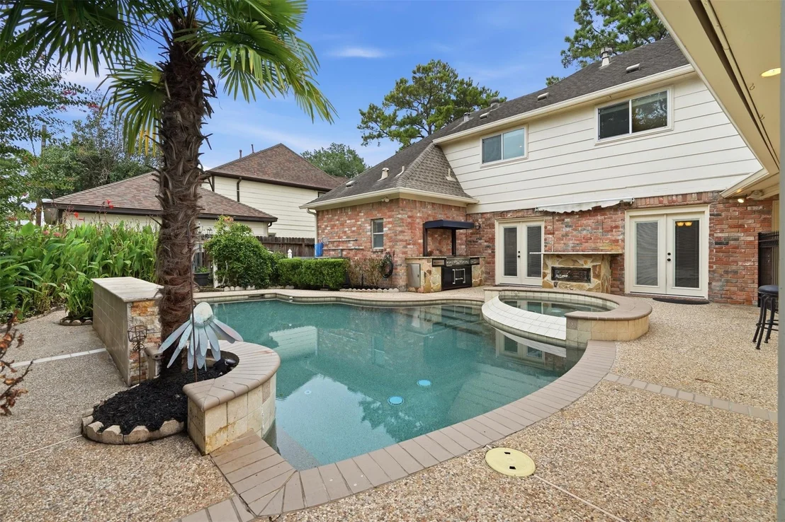 Photo of 8310 Mentmore Drive