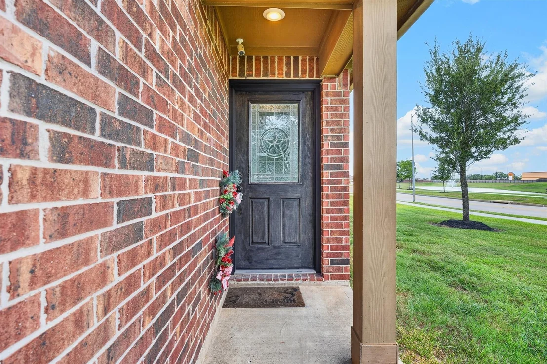 Photo of 5202 Pine Forest Ridge Street