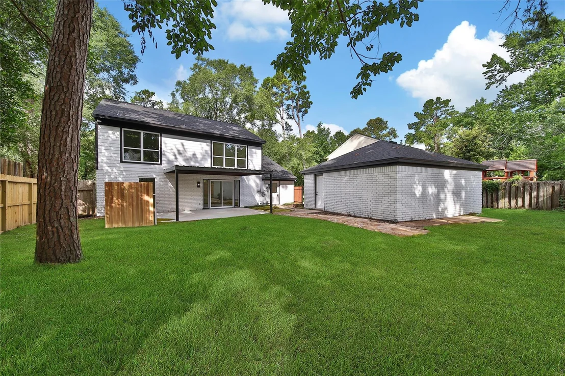 Photo of 70 Breezy Point Place