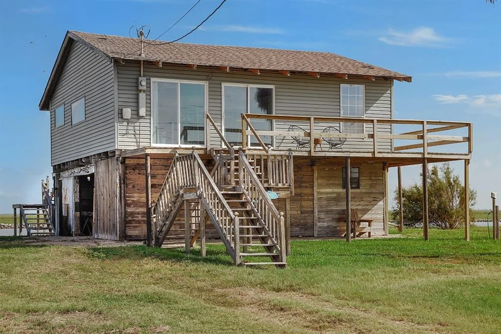 Photo of 1061 Cr 230