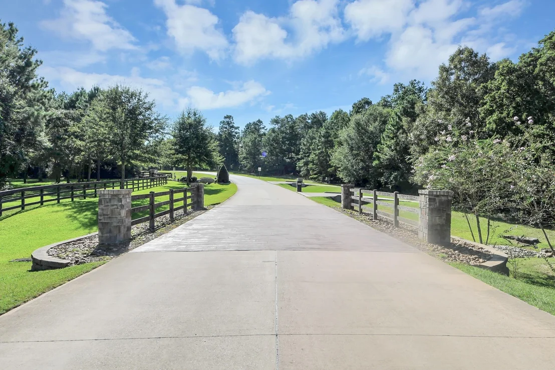 Photo of 10317 Crown Ranch Boulevard