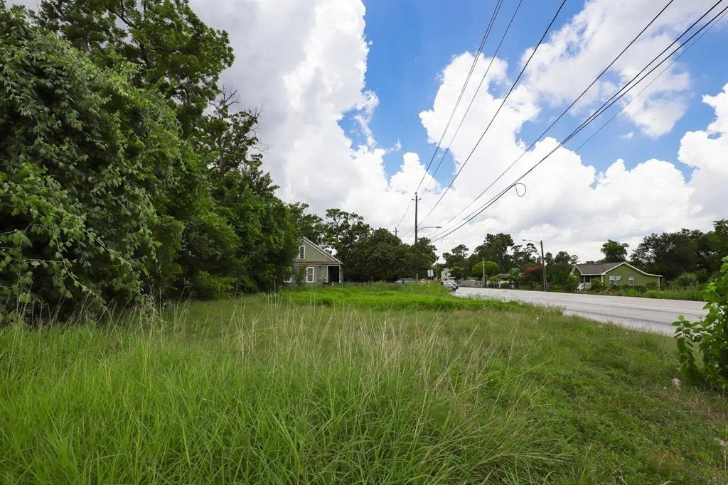 Photo of 7631 Hirsch Road