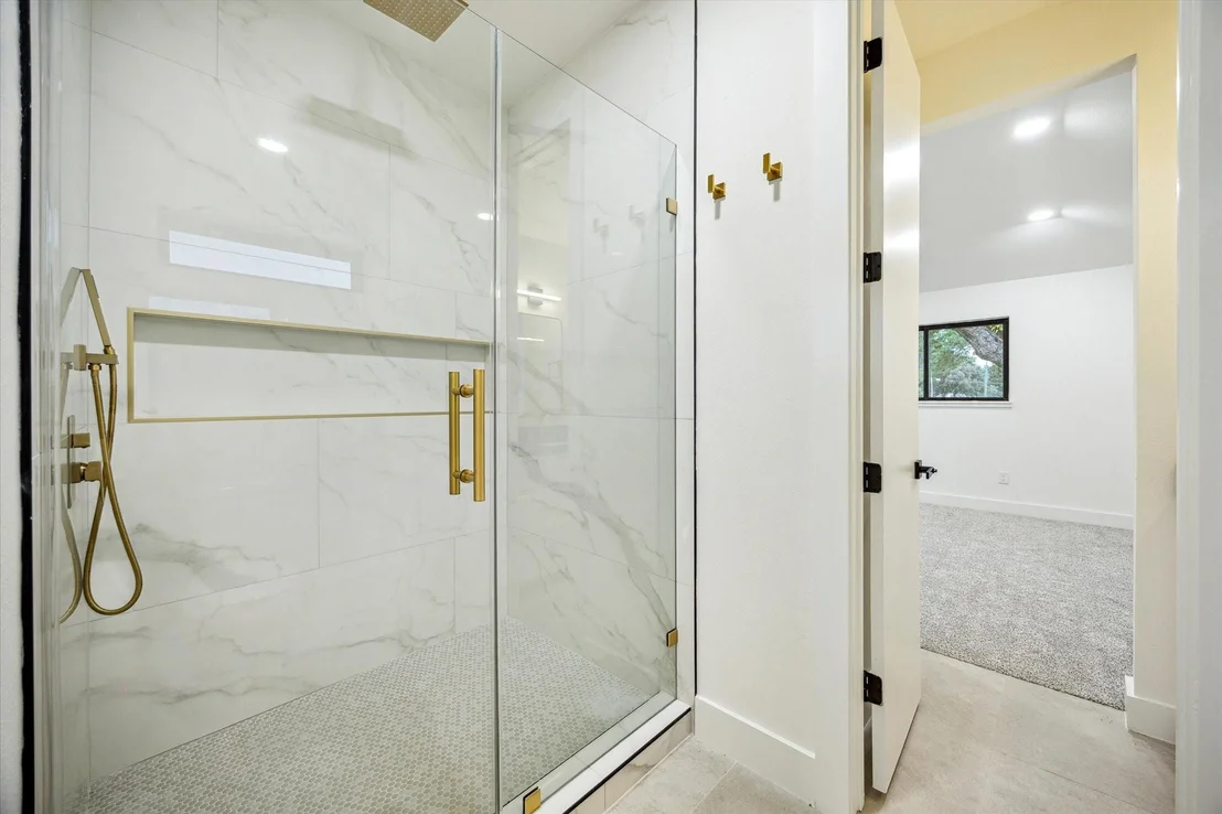 Photo of 1423 Mapleton Drive