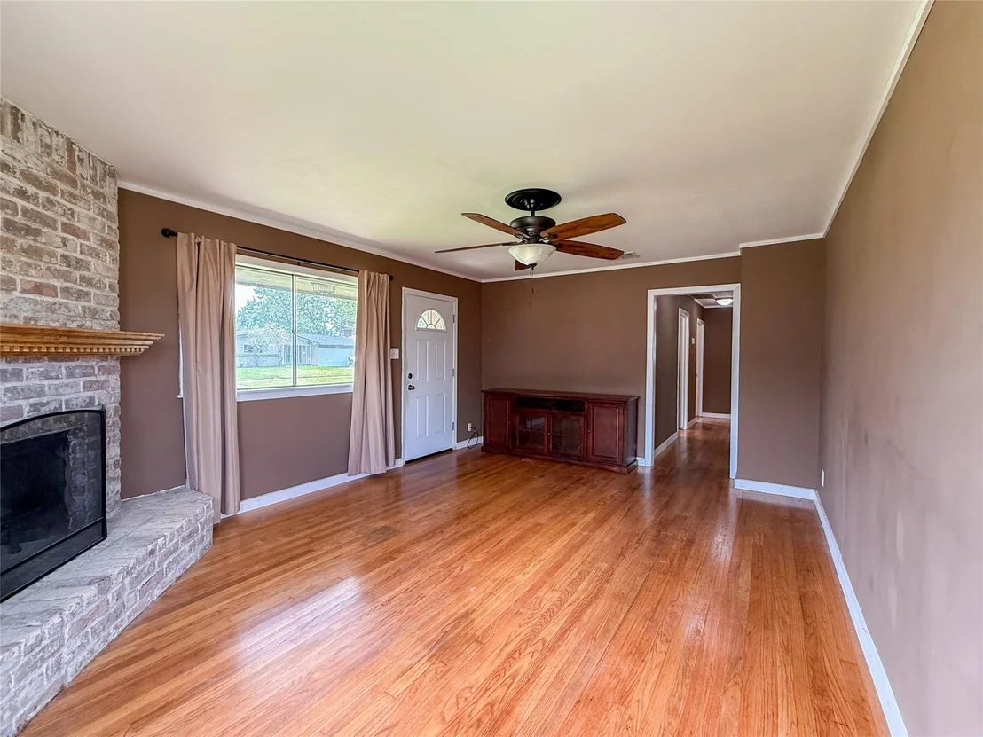 Photo of 3321 Tanglebriar Drive