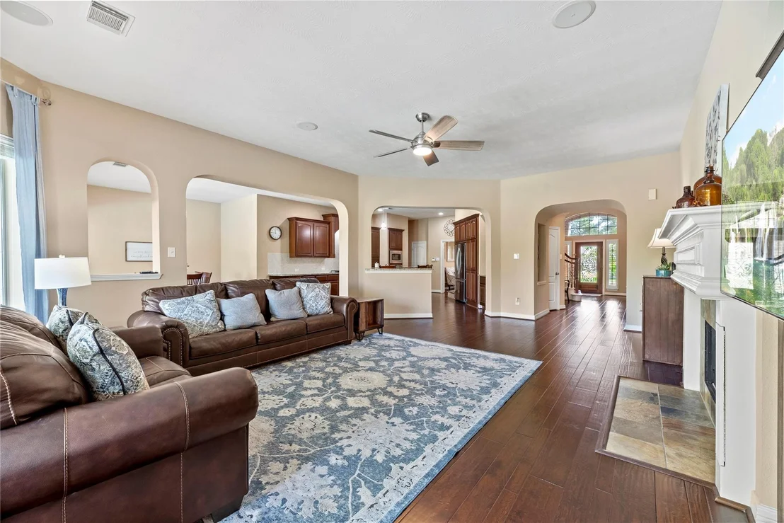 Photo of 8607 Crossriver Lane