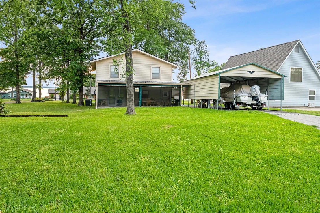Photo of 439 Lakeview Harbor