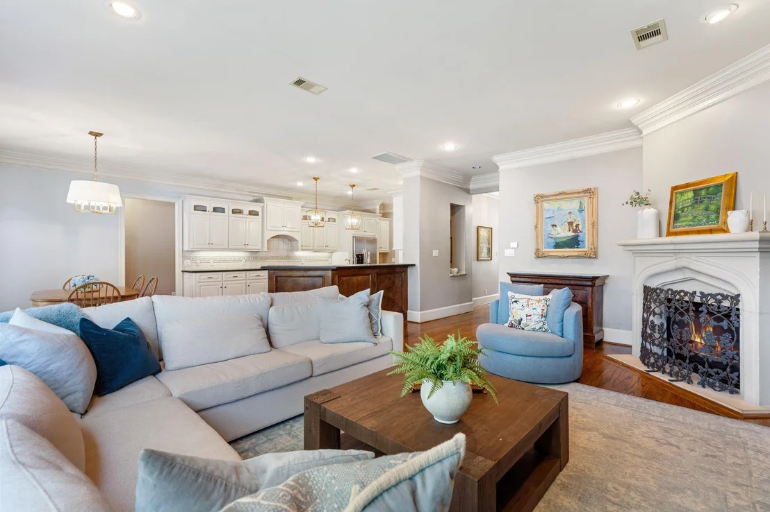 Photo of 5202 Patrick Henry Street