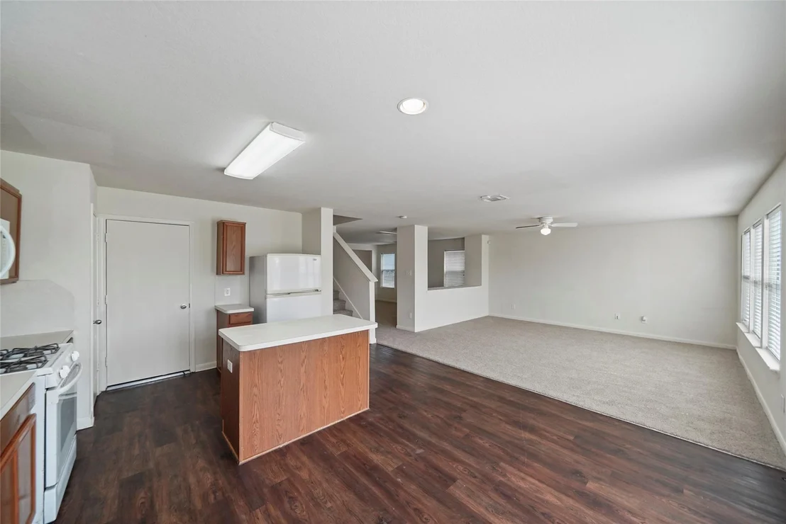 Photo of 3610 Avalon Castle Drive