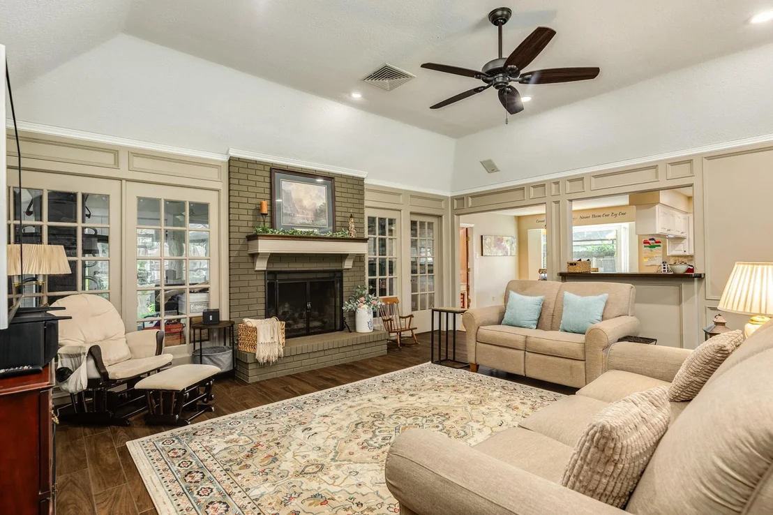Photo of 314 Live Oak Lane