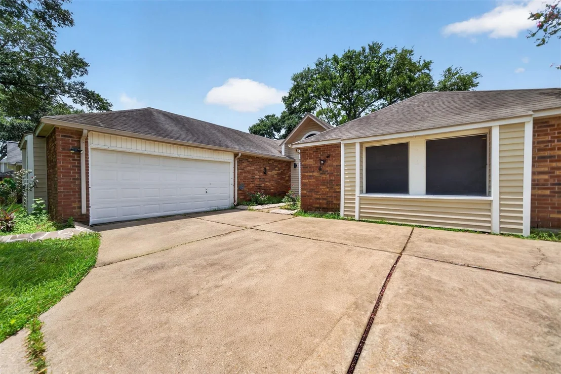 Photo of 22918 Glenover Drive