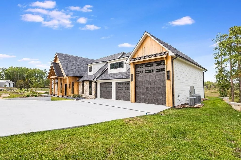 Photo of 285 Coves Loop